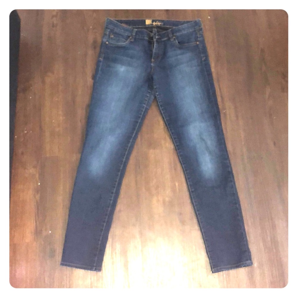 Stretchy, soft, dark skinny jeans